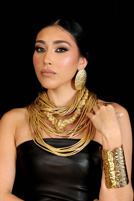 BELGICA NECKLACE